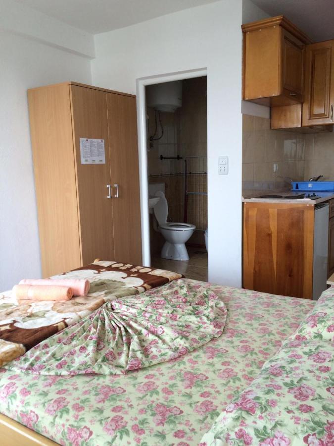 אולסינץ' Sand And Sea Apartments מראה חיצוני תמונה